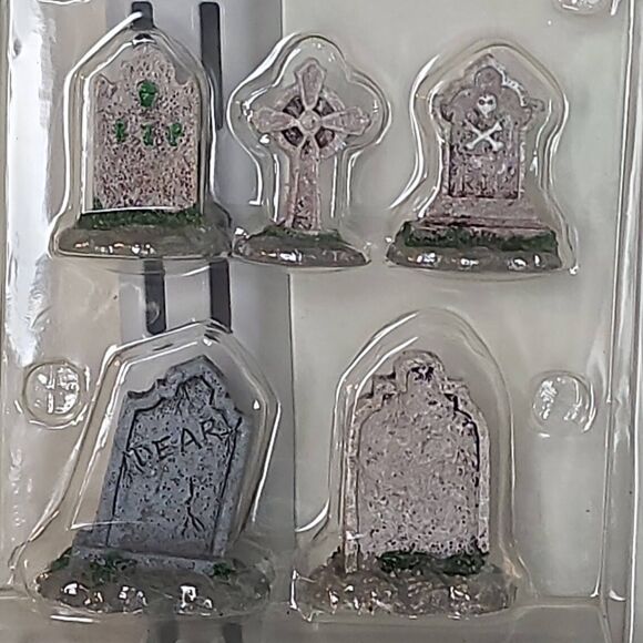 LEMAX Spooky Town Set of 5 Tombstones Retired 2004 #14851 - Picture 3 of 6